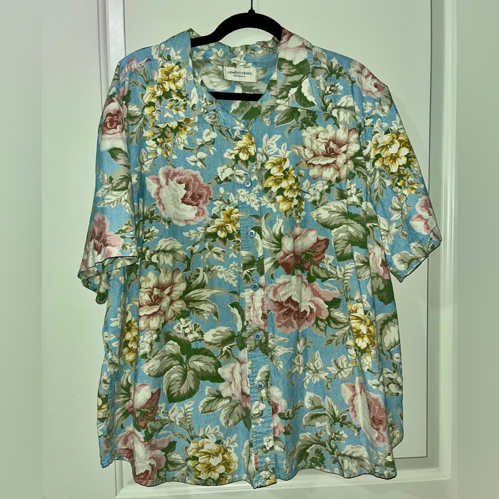 Lemon Grass Tropical Floral Button Down Shirt NO SIZE PTP 28in